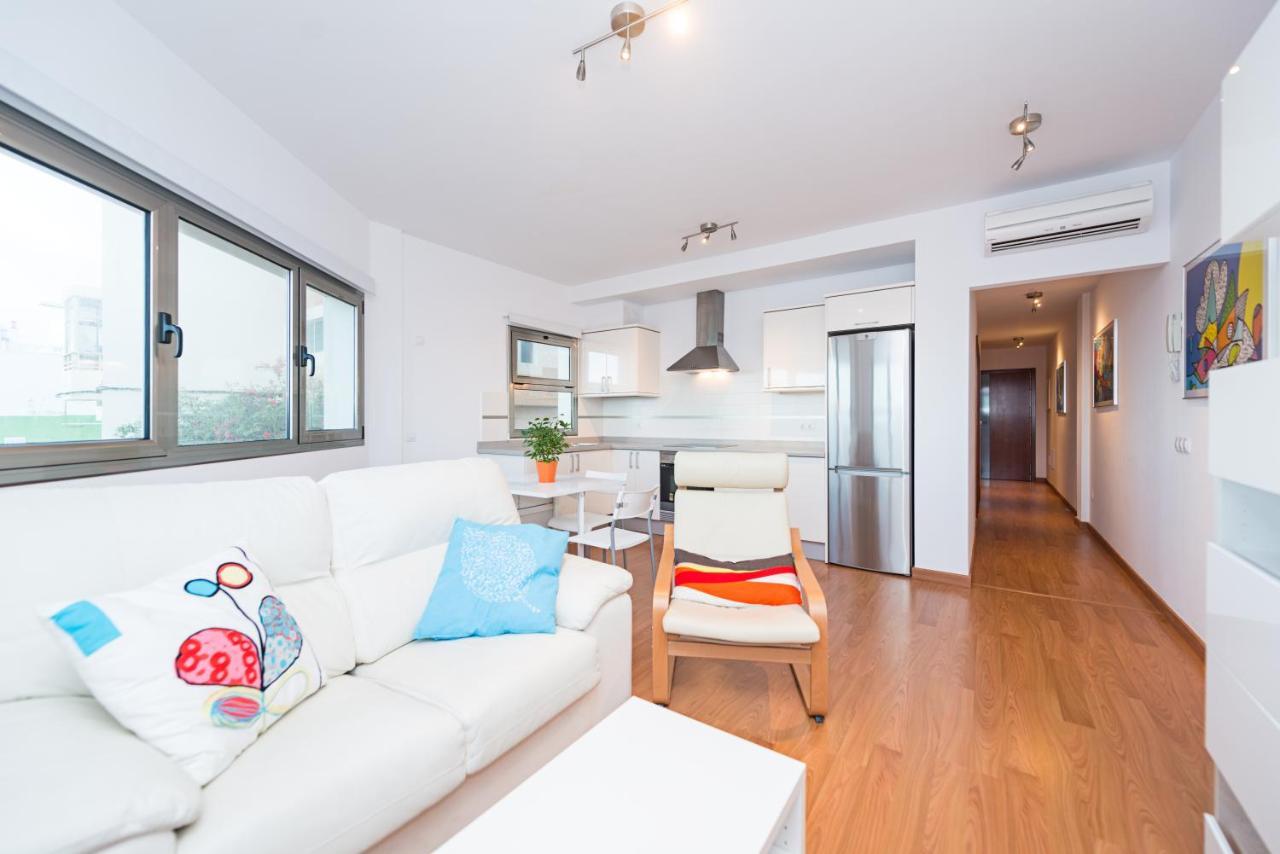 Apartment En Primera Linea De Playa En Arinaga