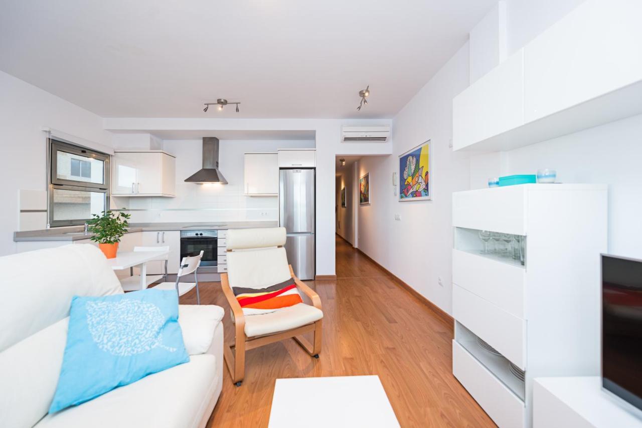 En Primera Linea De Playa En Apartament